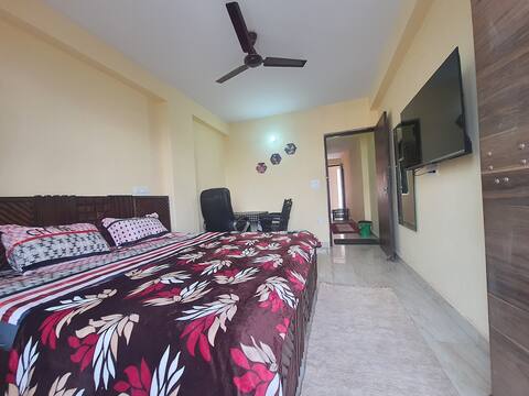 Bnb in delhi, desibnb.com